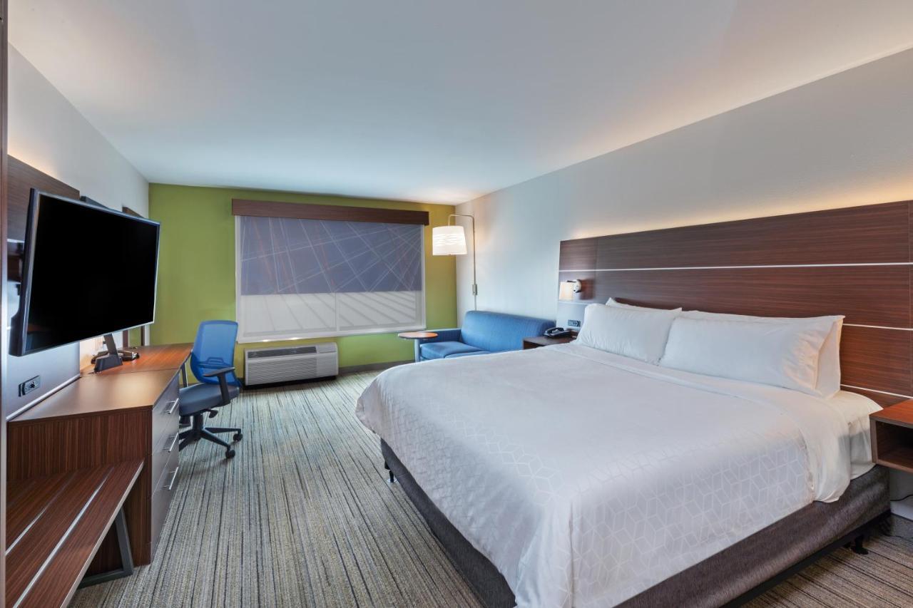 Holiday Inn Express & Suites - Parsons By Ihg Exteriör bild