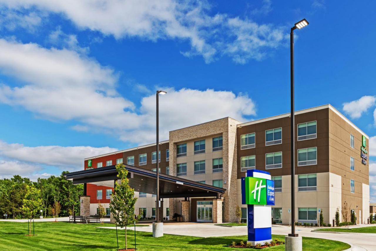 Holiday Inn Express & Suites - Parsons, An Ihg Hotel Exteriör bild